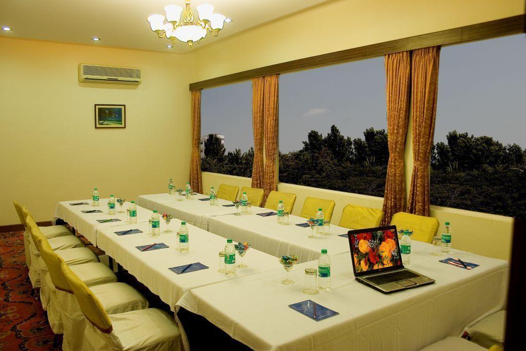 Ramanashree California Resort Yelahanka Εξωτερικό φωτογραφία